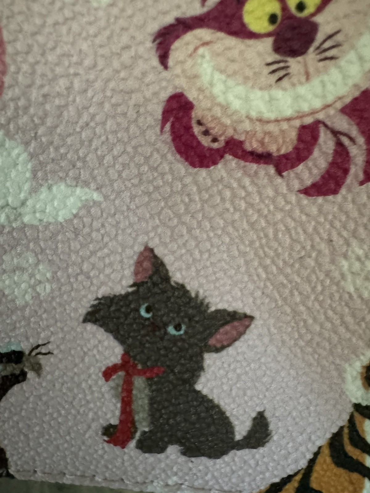 Dooney & Bourke Disney Cats Foldover Crossbody Bag 2019 NWT Beautiful Brand New