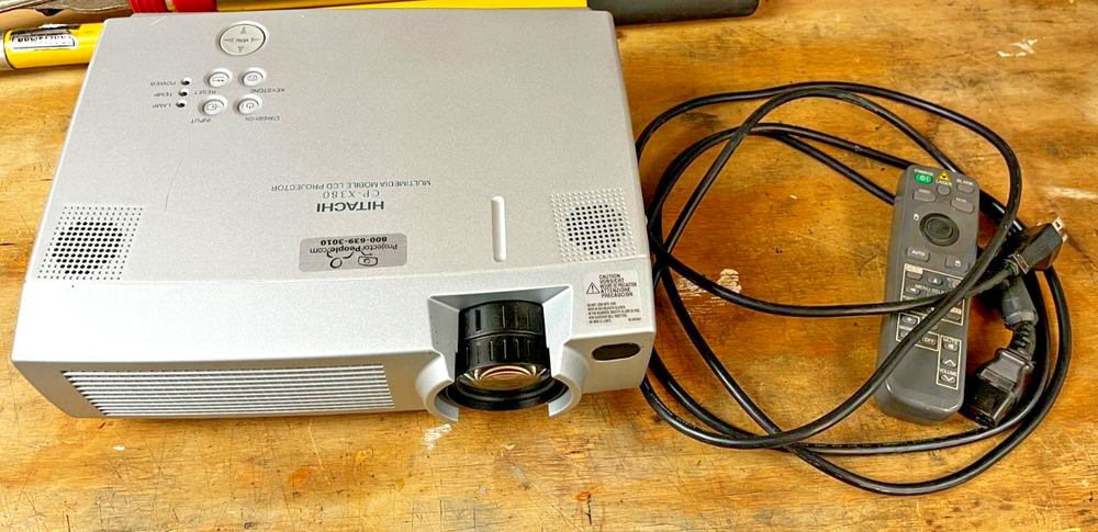 Hitachi CP-X380 Multimedia Mobile LCD Projector