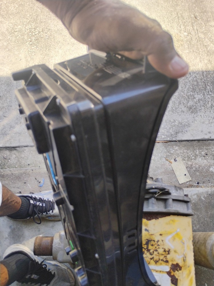 Volvo VNL Speedometer Instrument Cluste