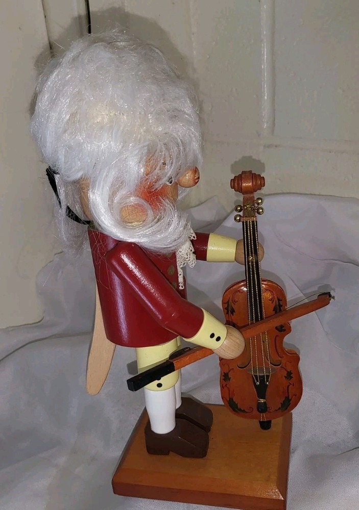 Steinbach Nutcracker Mozart Playing A Chello