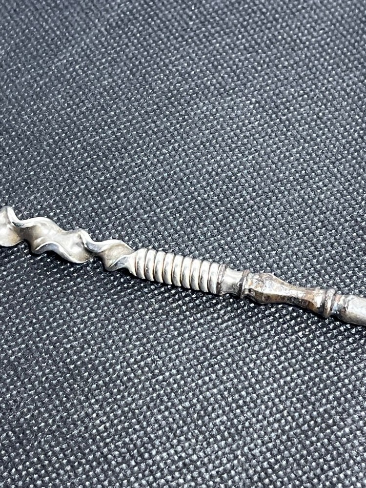 Antique Whiting Sterling Silver Buttonhook Twist Handle Victorian Dressing Tool