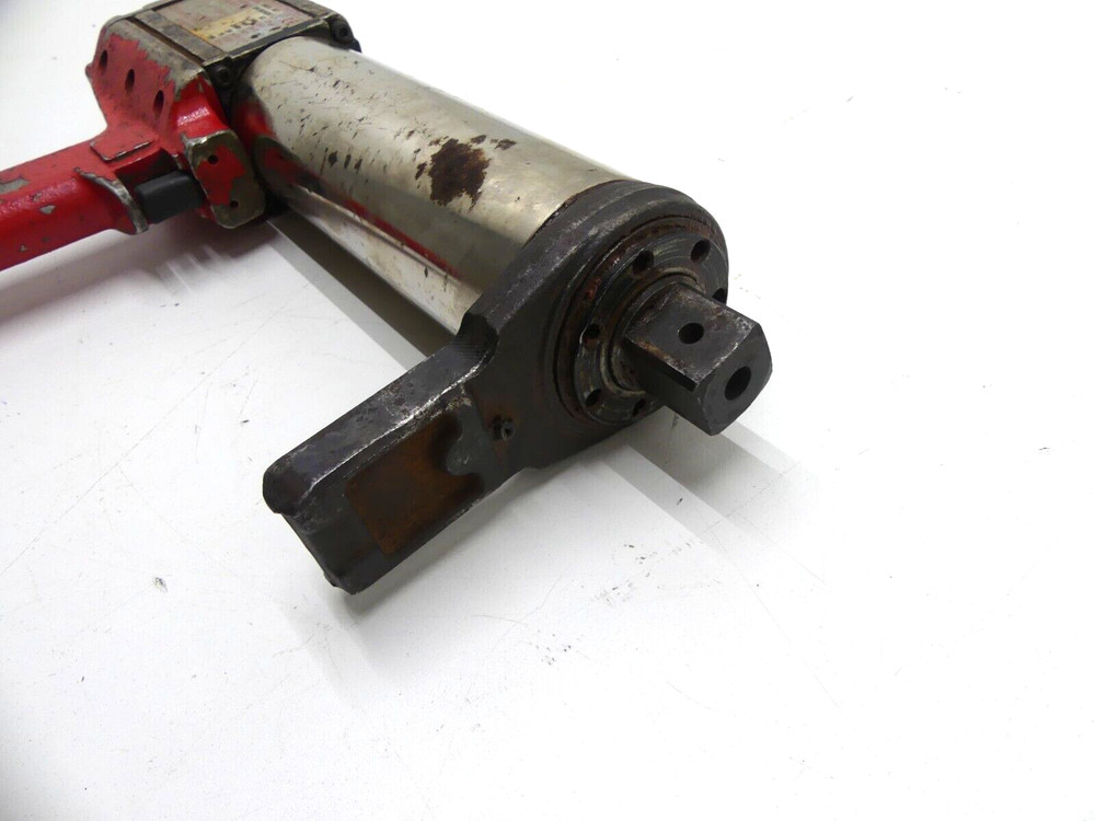 PneuTorque 18033.AUT