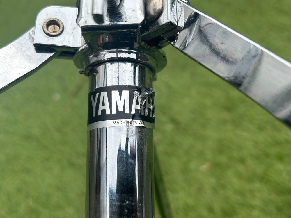 YAMAHA Drum Stool Throne / Height Adjustable / Padded Seat