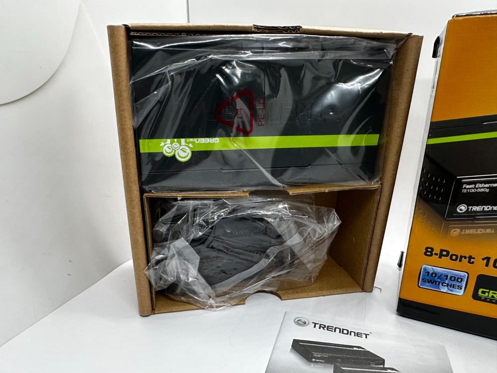 TRENDnet TE100 (TE100S80G) 8-Ports External Switch