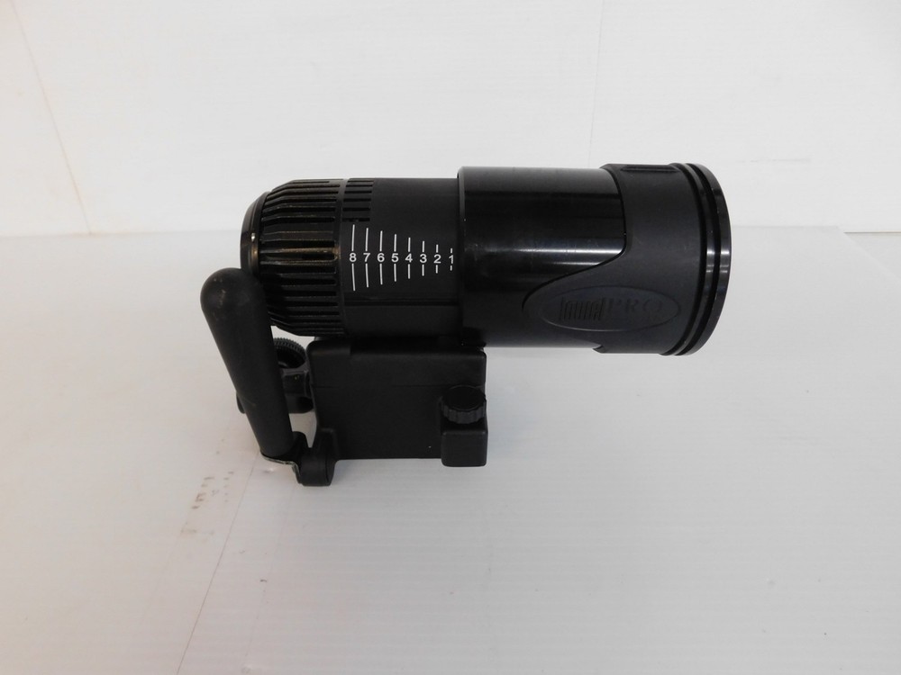 ^^ LOWEL PRO POWER LED DAYLIGHT (SLJ38)