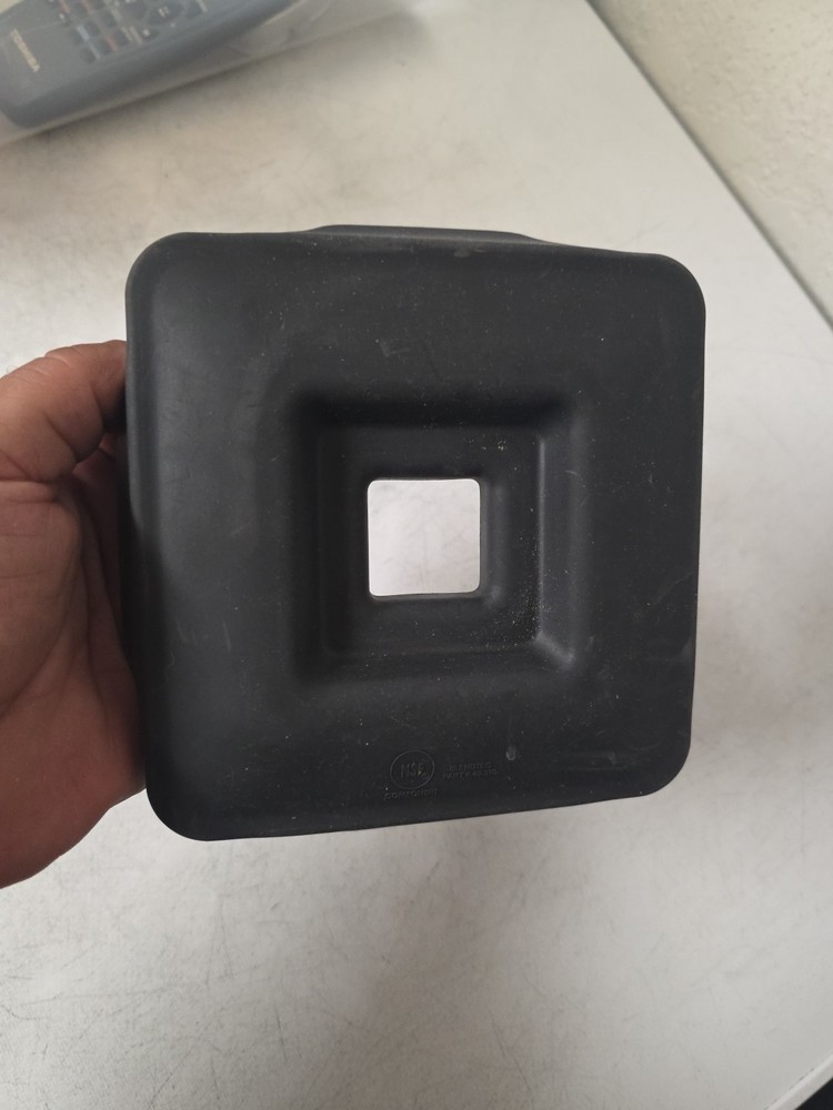 Blendtec 40-310 - Replacement Vented Lid CLEAN