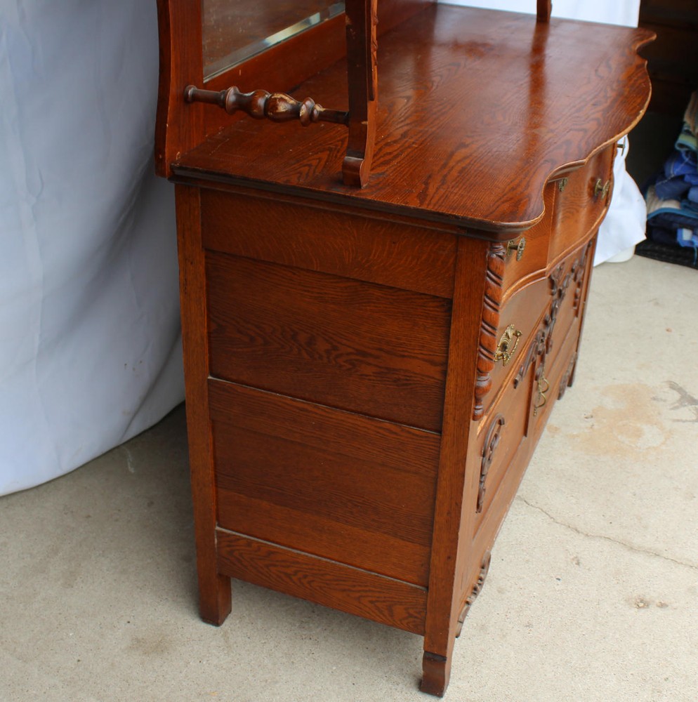 Antique Oak Breakfront Cupboard Buffet – original finish