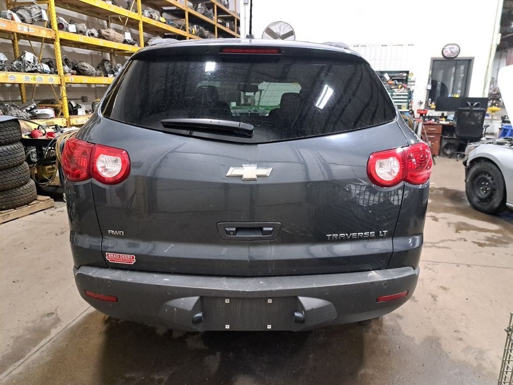 2010 Traverse Camera/Projector Sku#4324799