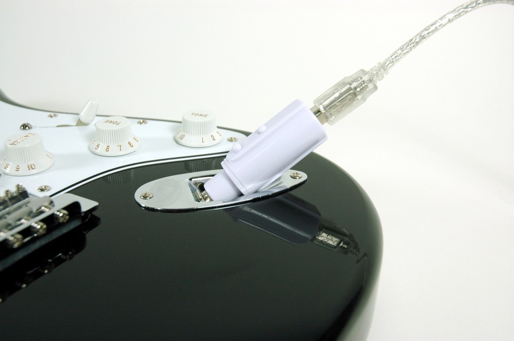 USB GuitarPlug by DVForge and MacMice the Ultimate USB Guitar Adapter