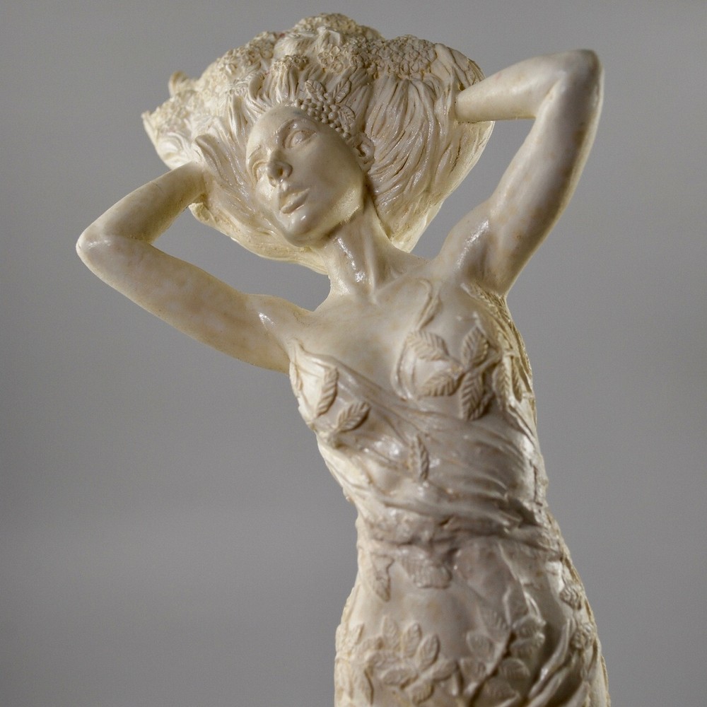 Elder (Ruis) - Hand cast statue