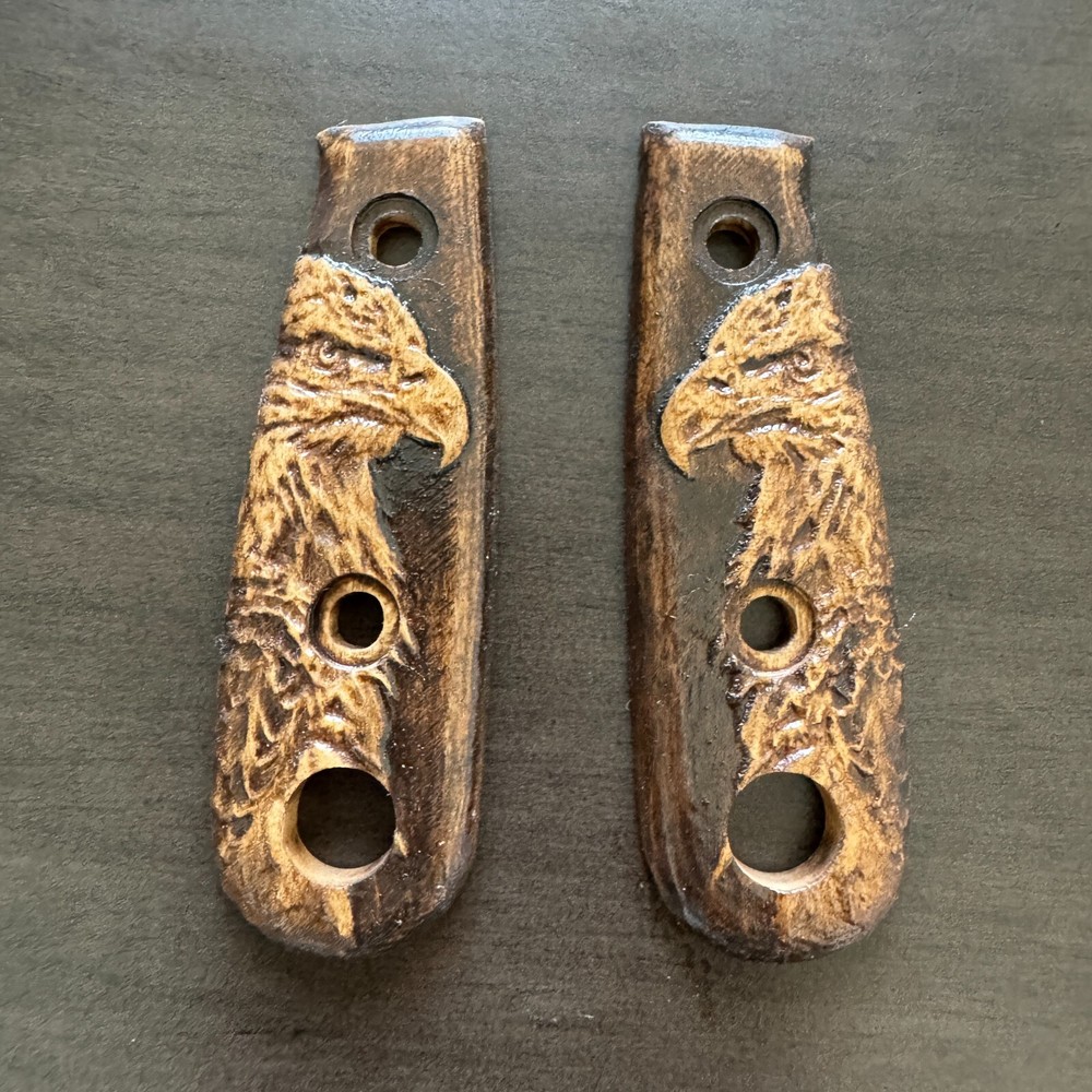 Eagle scales for ESEE Izula extended walnut (w/Hardware)