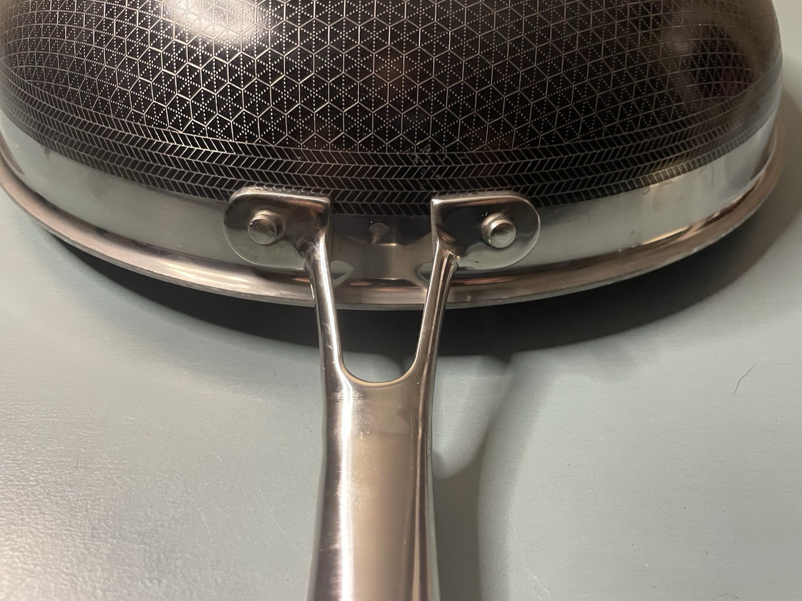 Hexclad 12" Wok Hybrid Stainless Steel Nonstick Pan Used no lid (W19)