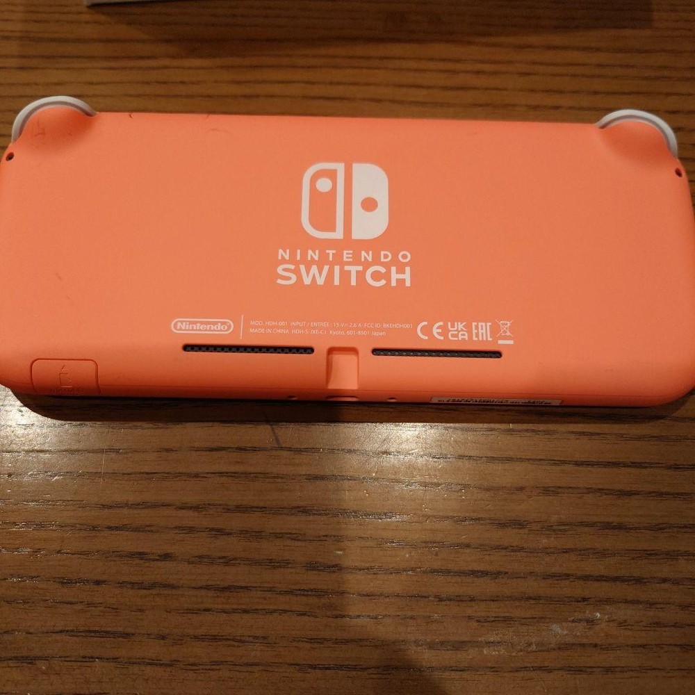 Switch Lite Coral Pink