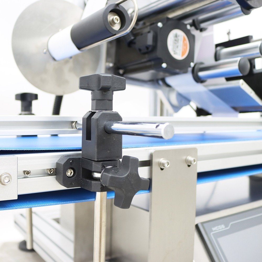 Automatic Desktop Conveyor Table Plate Coding Labeling Machine 25-50PCS/min 800W