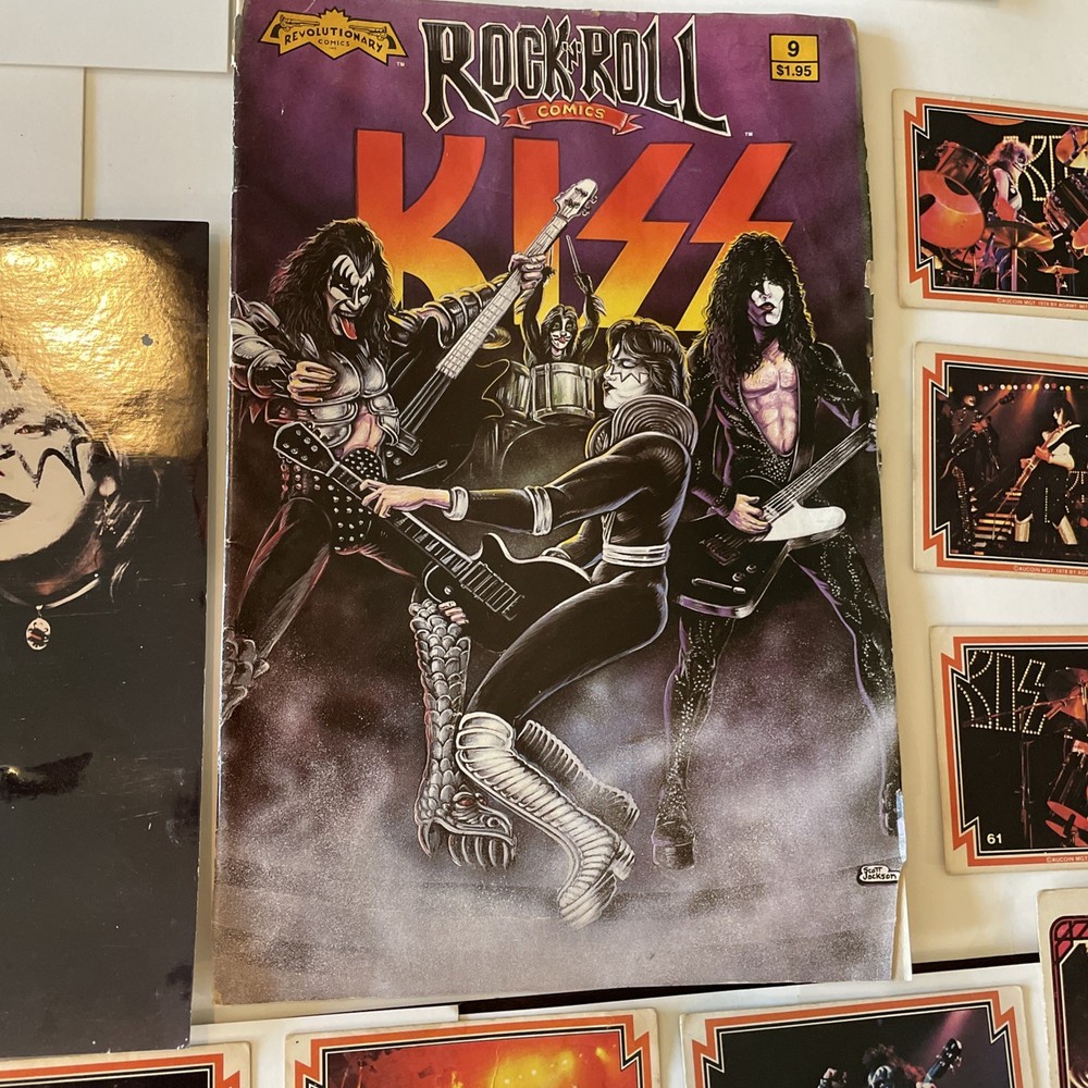 kiss memorabilia Lot - Puzzle Cards, Ace KISS Army Card, Comics, 8 X 10