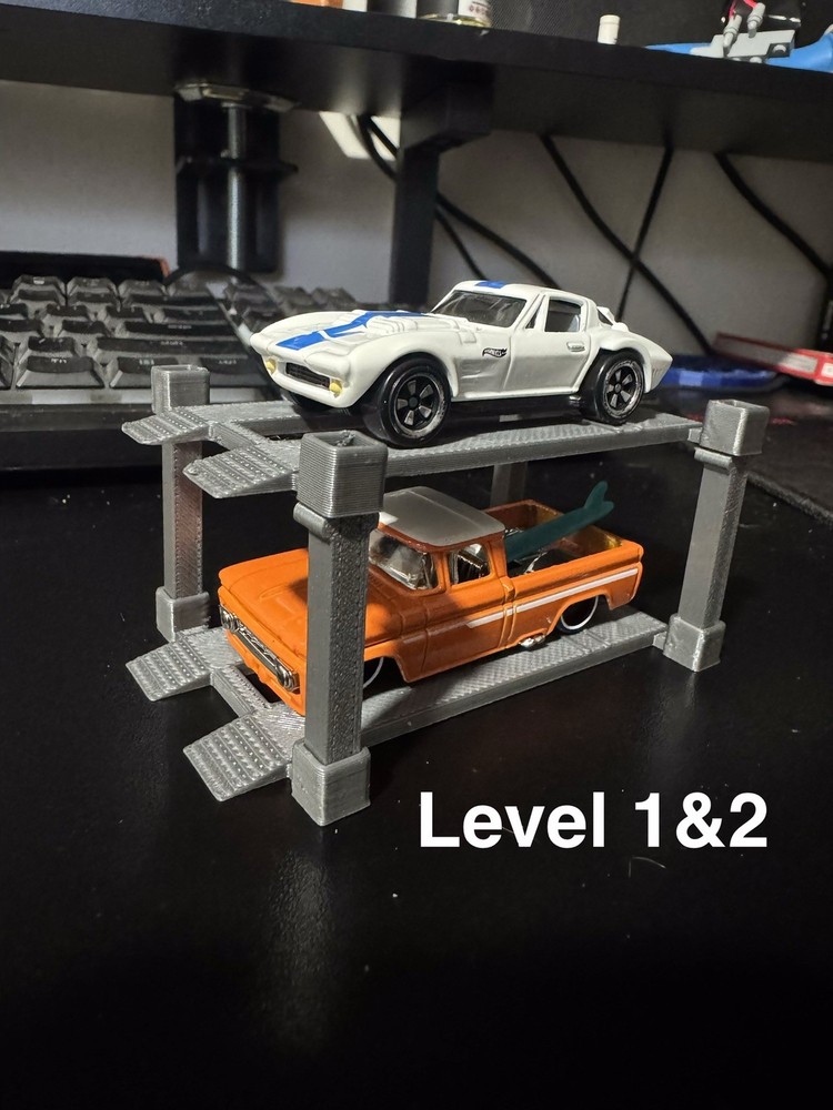 Hotwheels 4 Post Lift Display