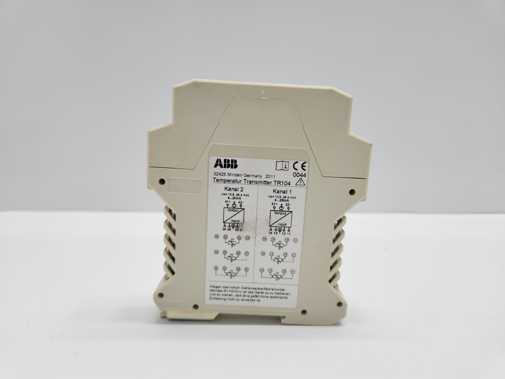 ABB TR104 RAIL MOUNTED TEMPERATURE TRANSMITTER
