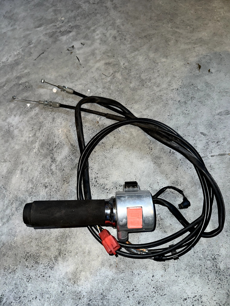 2003 Honda VTX1800 RIGHT CONTROLS THROTTLE CABLE START STOP SWITCH