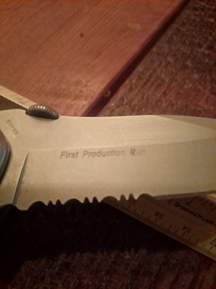 First production run, Smith & Wesson Pocket Knife First Response Folder SWFRS
