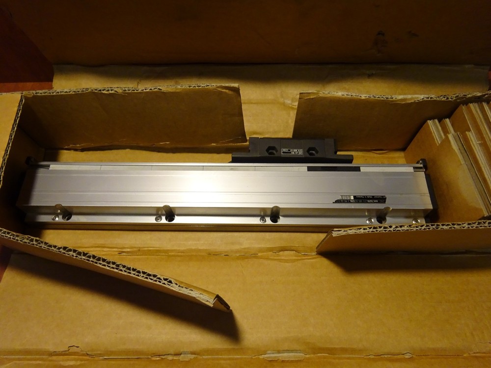 Heidenhain linear 348225-28 encoder