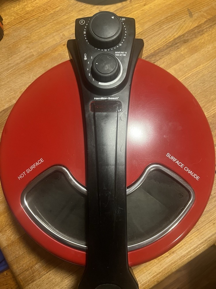 Hamilton Beach Enclosed Pizza Oven Maker, Model# 31700 With Insert