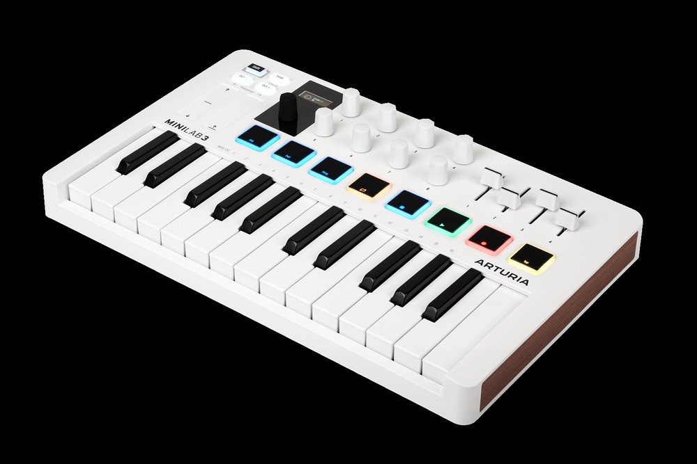Arturia MiniLab 3 Plug-And-Play MIDI Controller