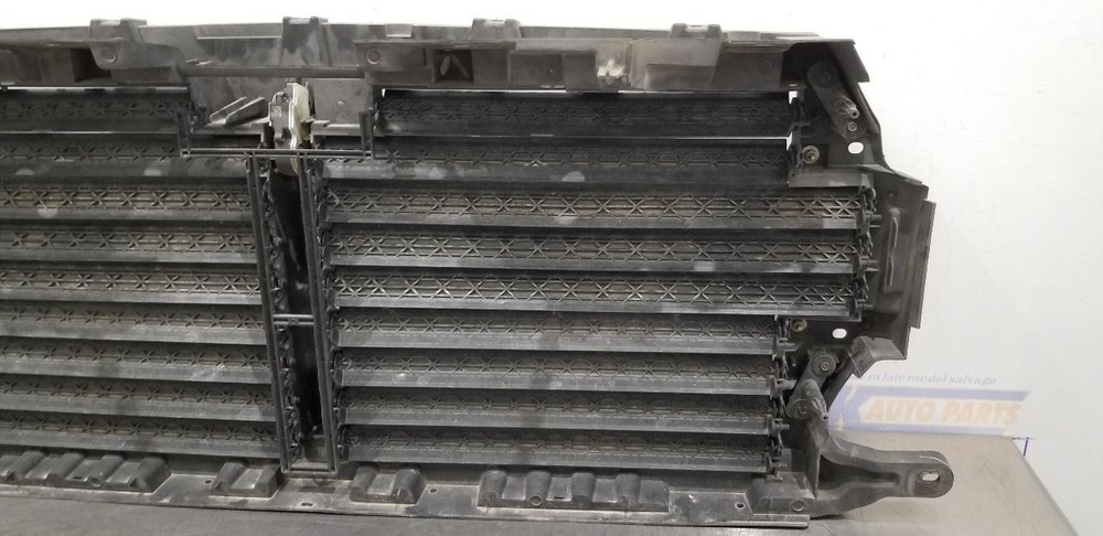 19 FORD F150 5.0L UPPER AIR SHUTTER