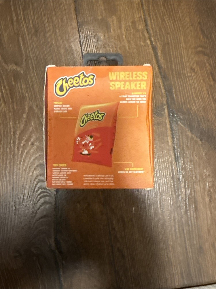 Cheetos Crunchy Wireless Speaker Bluetooth NIB