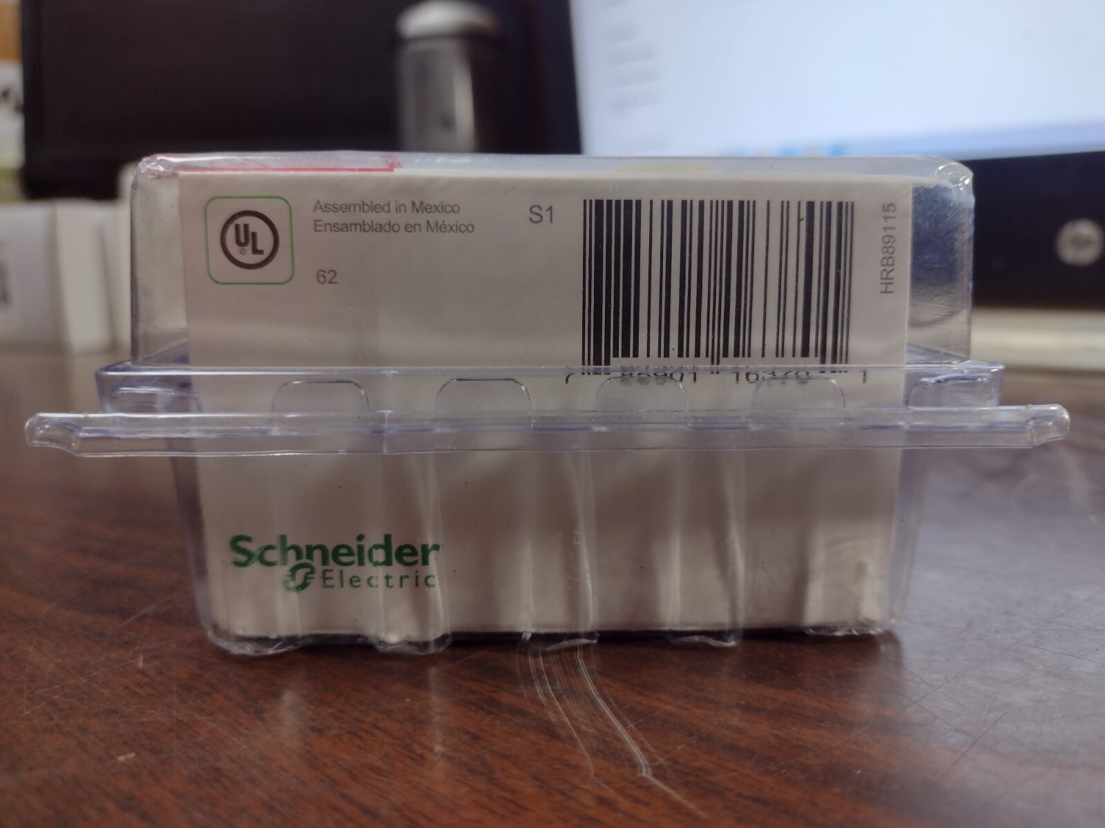 SQUARE D HOM220GFIC CIRCUIT BREAKER 20 AMP 2-POLE GFCI NEW IN PACKAGING