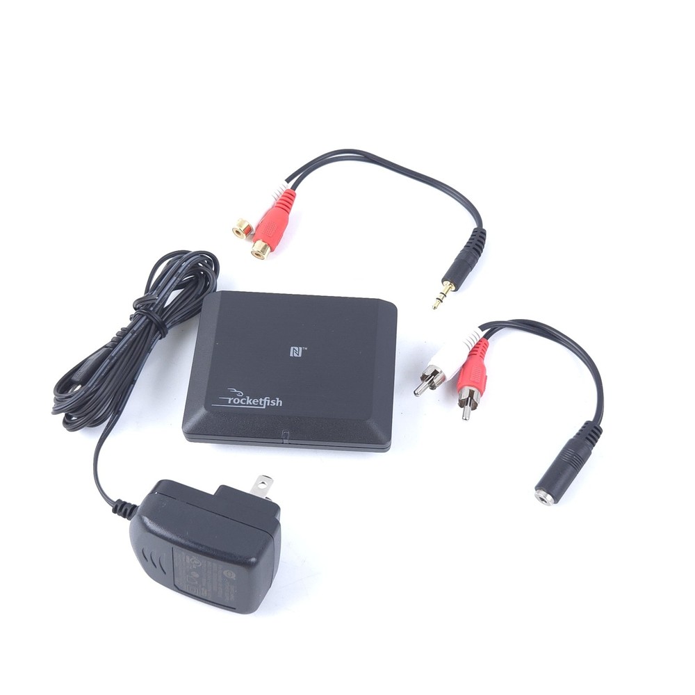 Rocketfish RF-BTR319 Bluetooth Audio Receiver With Power Adapter