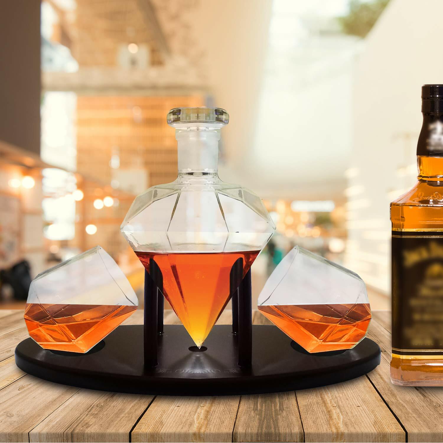 Diamond Whiskey Decanter With 2 Diamond Glasses Mahogany Wooden Holder