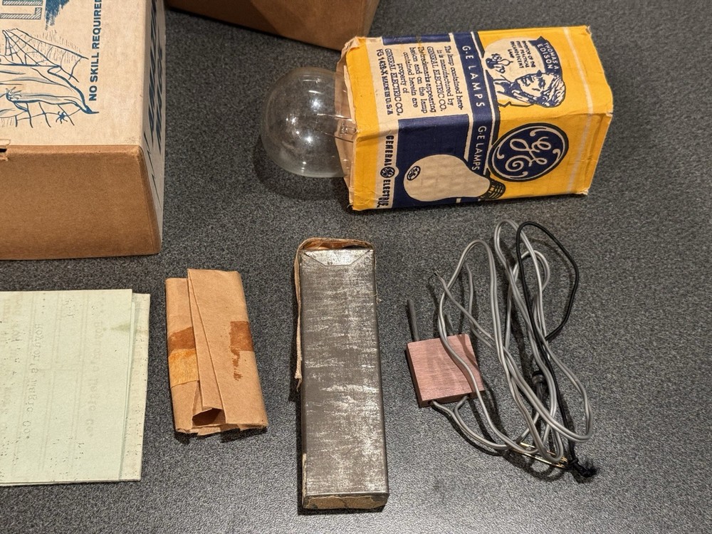 Roydon's Ghost Light - Vintage, Rare Magic Trick / Prop