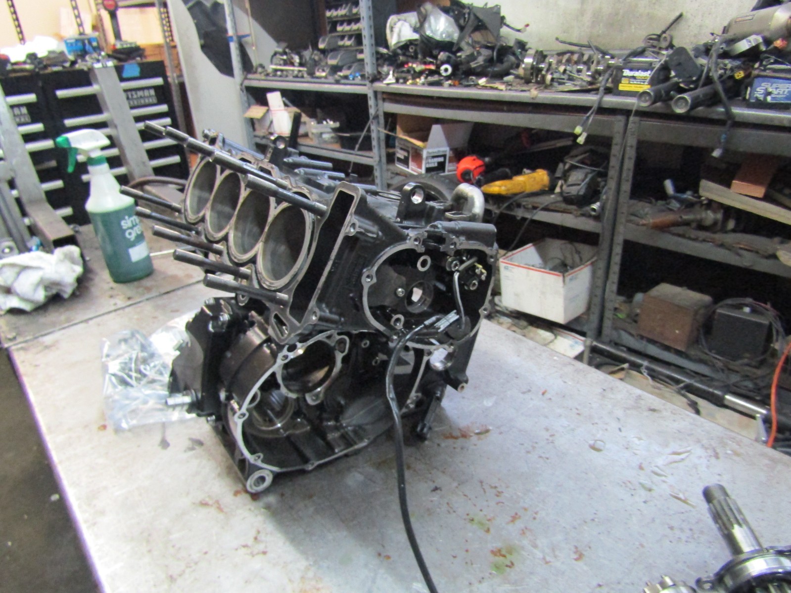 USED OEM 2017 - 2020 Yamaha Crankcase Assembly Halves YZF-R6 R6 BN6-15100-09-00