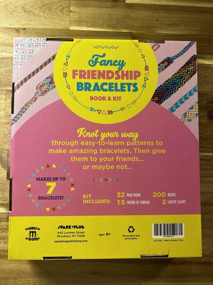 Fancy Friendship Bracelets Book & Kit