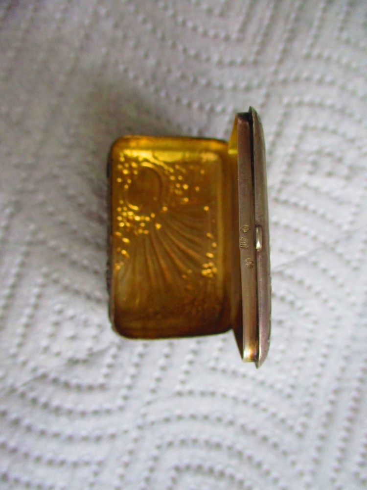 Antique silver rectangular snuff box gilt interior , 2" x 1 1/4". (read)