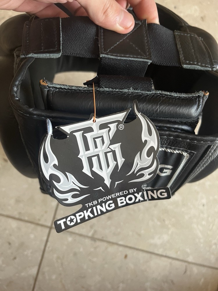 Top King -Muay Thai -Full Coverage Head Gear- MEDIUM -NEW