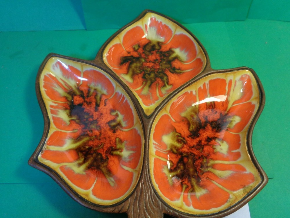 Sectional Leaf Pattern Serving Tray/Dish, #377, Treasure Craft (Used/EUC)