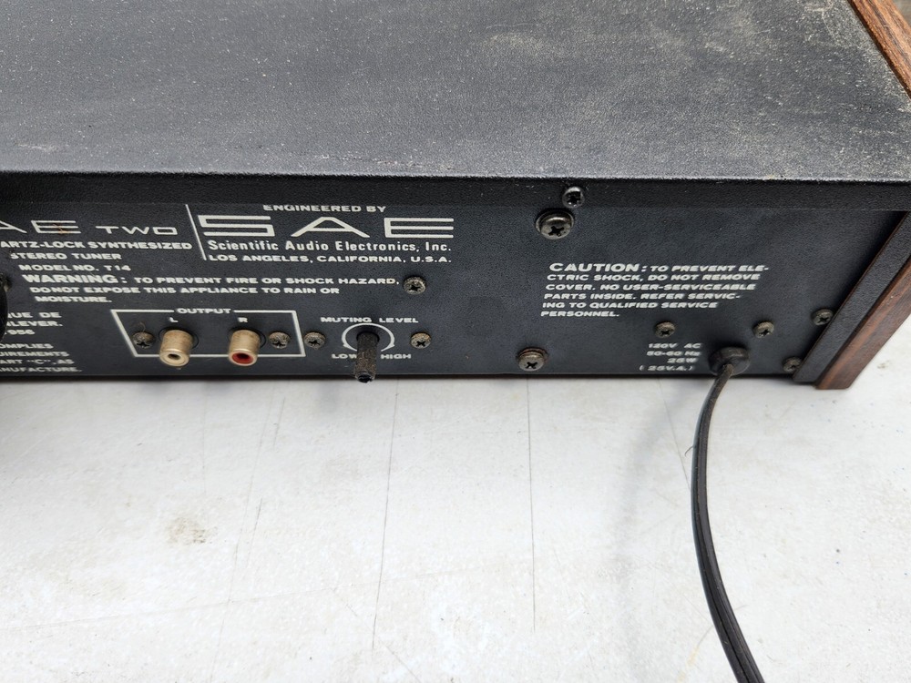Vintage SAE Two T14 Digital Tuner Powers On