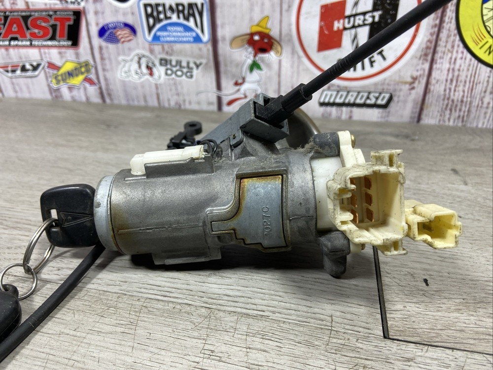 2003-2008 Pontiac Vibe Ignition With Key