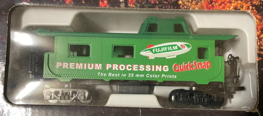 IHC HO - Eckerd Get More! Savings Express - Train Set