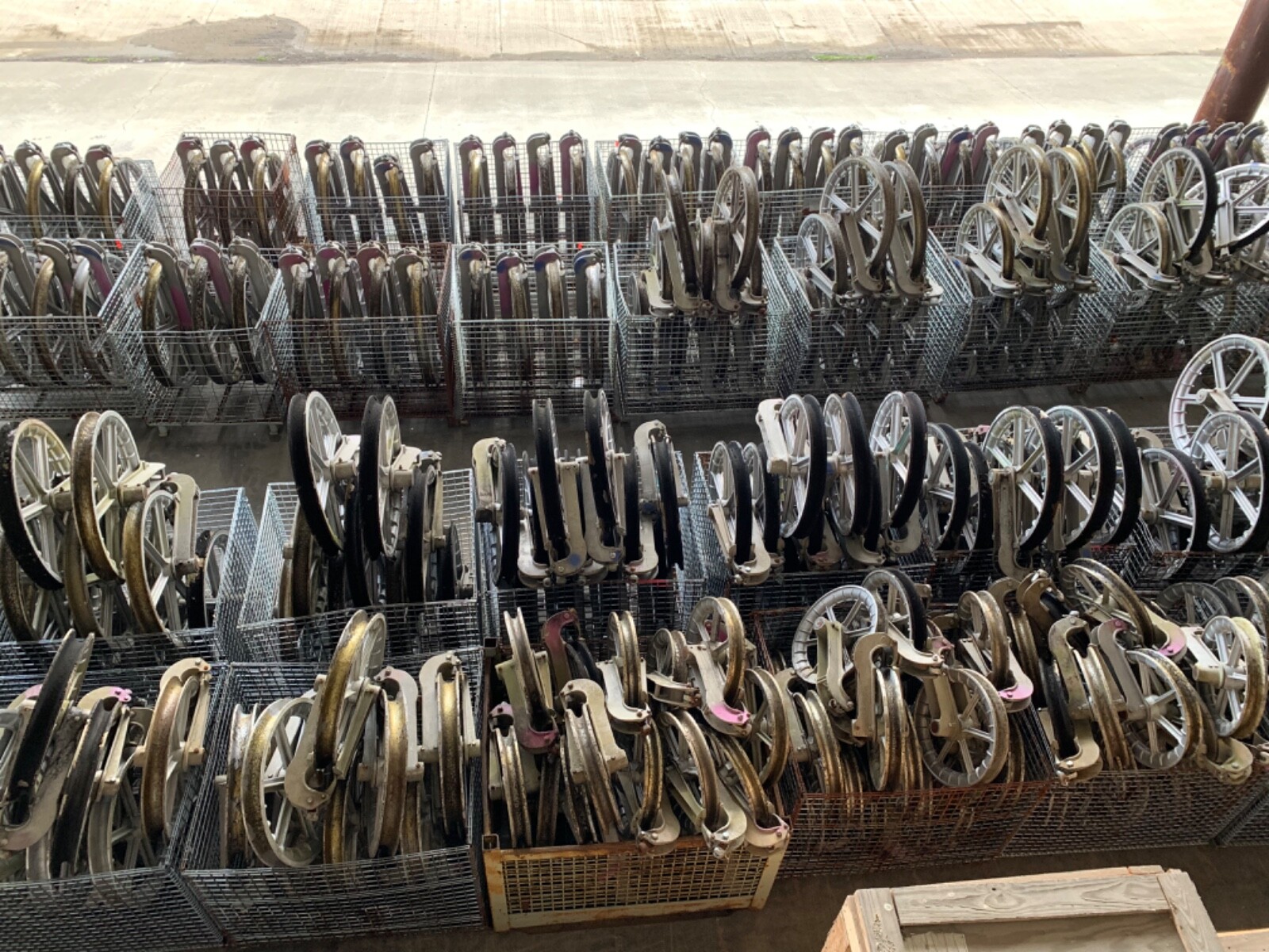 Hubbell Chance T4033349 40’ Telescoping Extendo Stick NEW IN BOX!