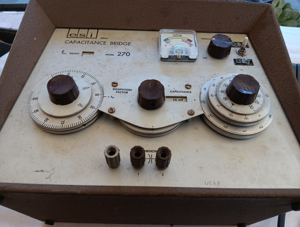 ESI Capacitance Bridge Model 270 Serial# 25323 Ex USAF-UNTESTED