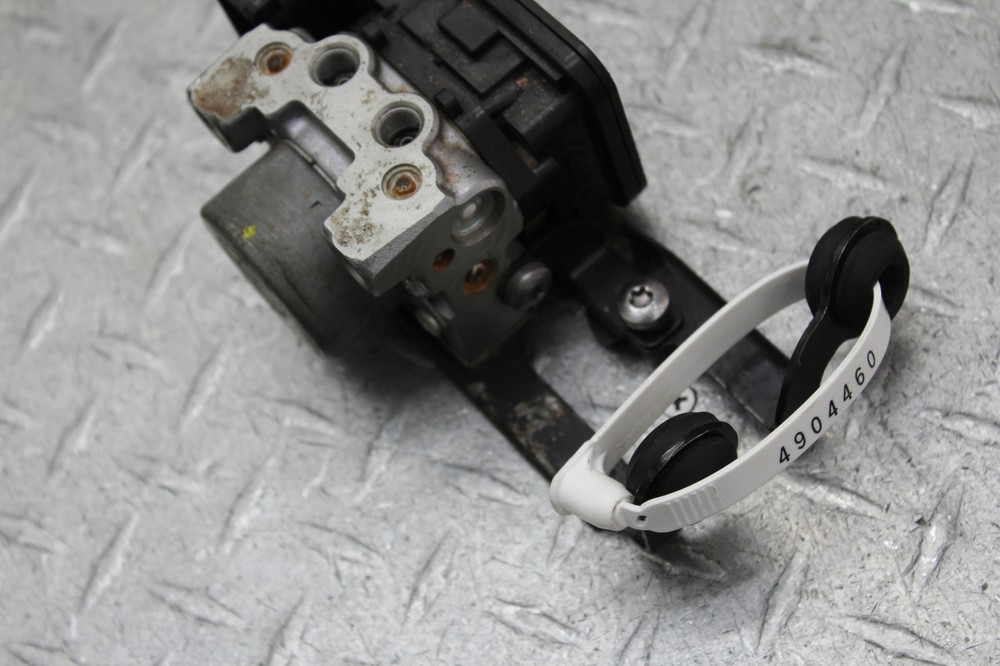 2014 TRIUMPH STREET TRIPLE ABS ABS PUMP UNIT MODULE