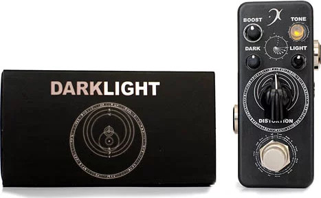 Darklight Distortion Pedal for Heavy Effects