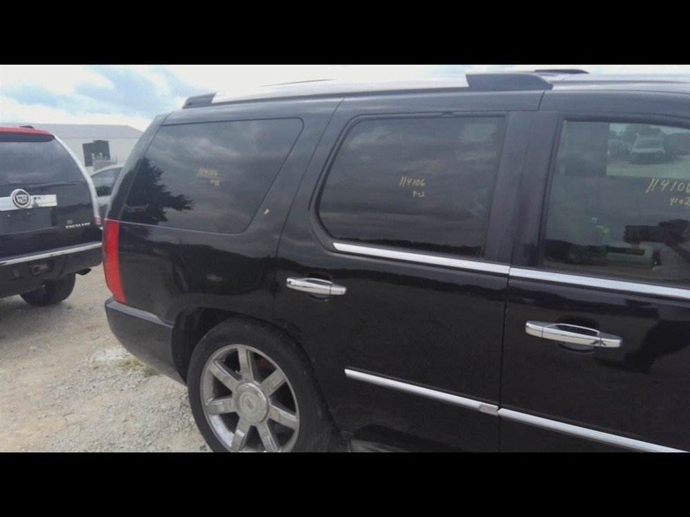 2012 CADILLAC ESCALADE Jack