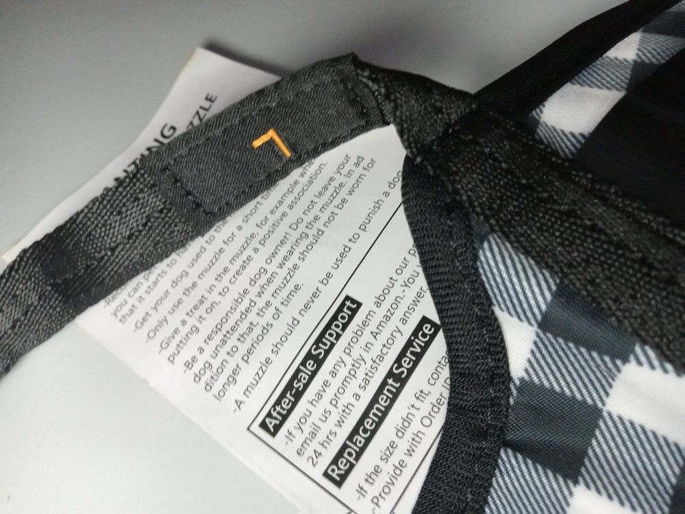 HEELE Dog Muzzle,Soft Nylon Print Muzzle Air Mesh Breathable Adjustable