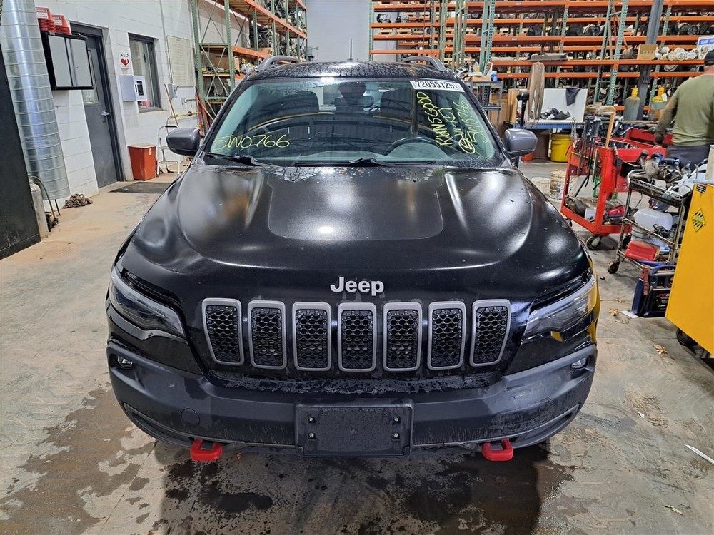 2019 Cherokee Camera/Projector Sku#4270632