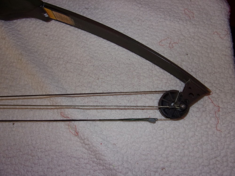 Vintage PSE Sizzler Compound Bow