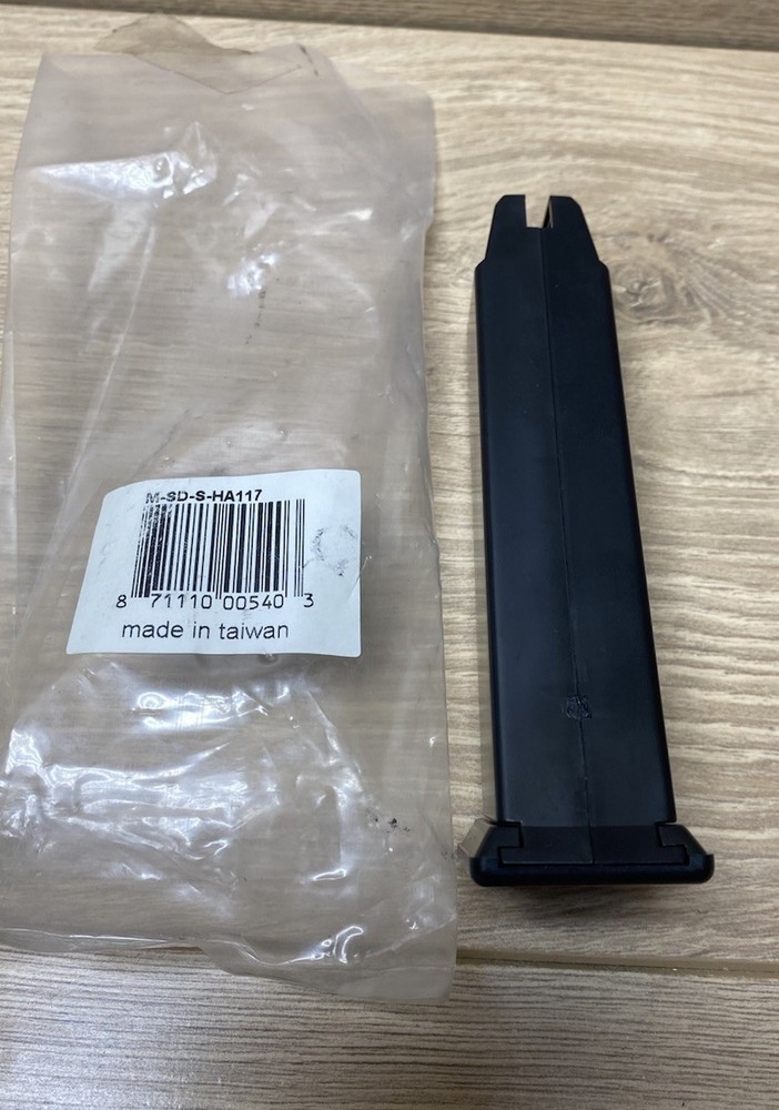 Airsoft GBB Spring Magazine – G17 Style – Black