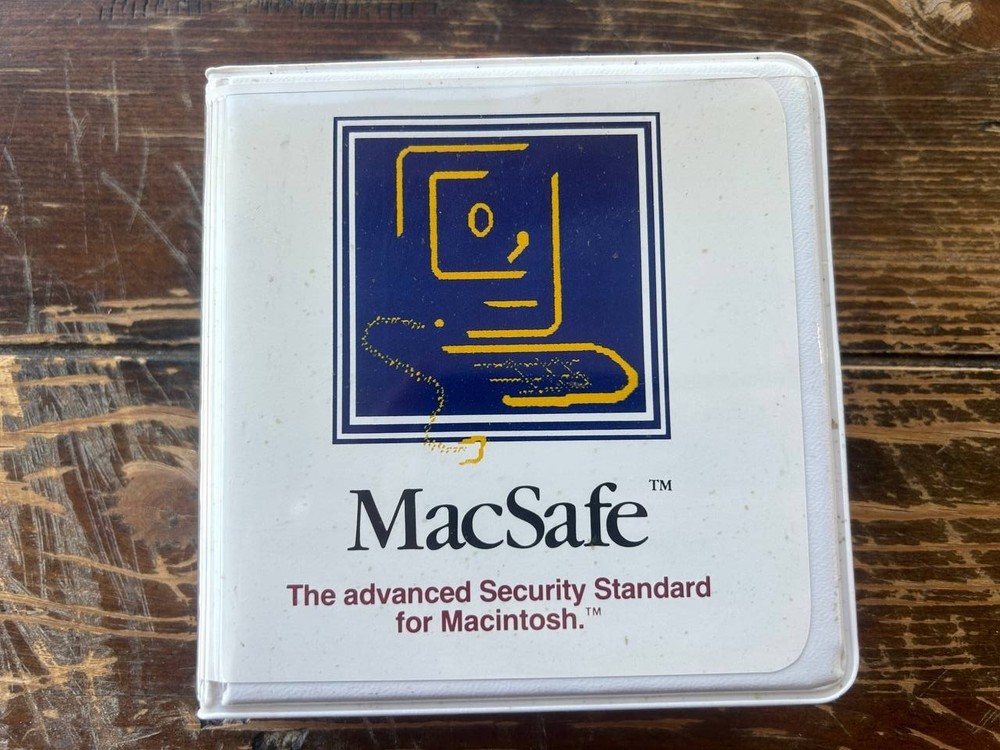 MacSafe Macintosh Security Software 3.5” Floppy Disk w/ Case & Manual